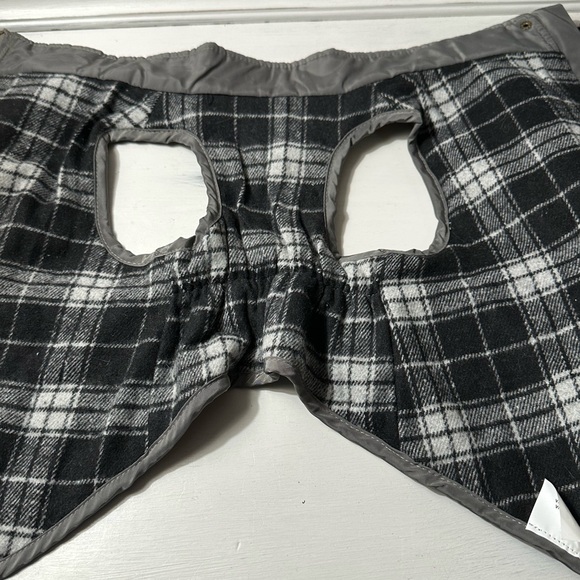 Quilted Gray Dog Jacket - Picture 4 of 10